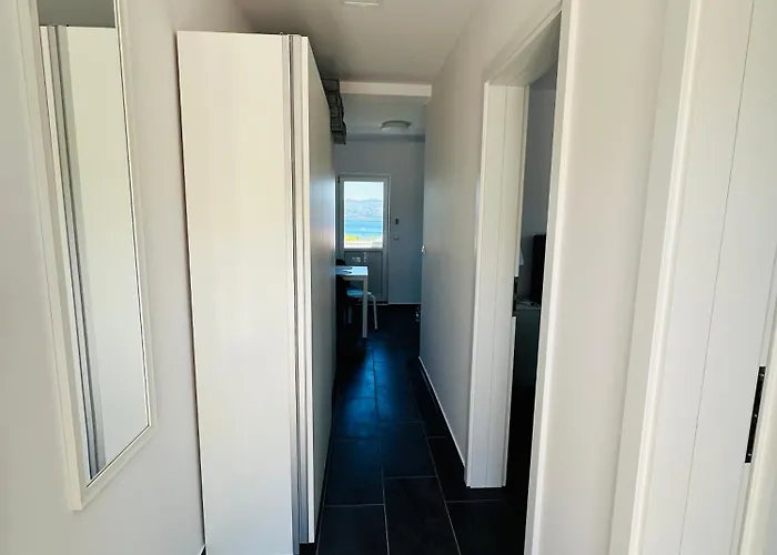 Robic 2 شقة لومباردا